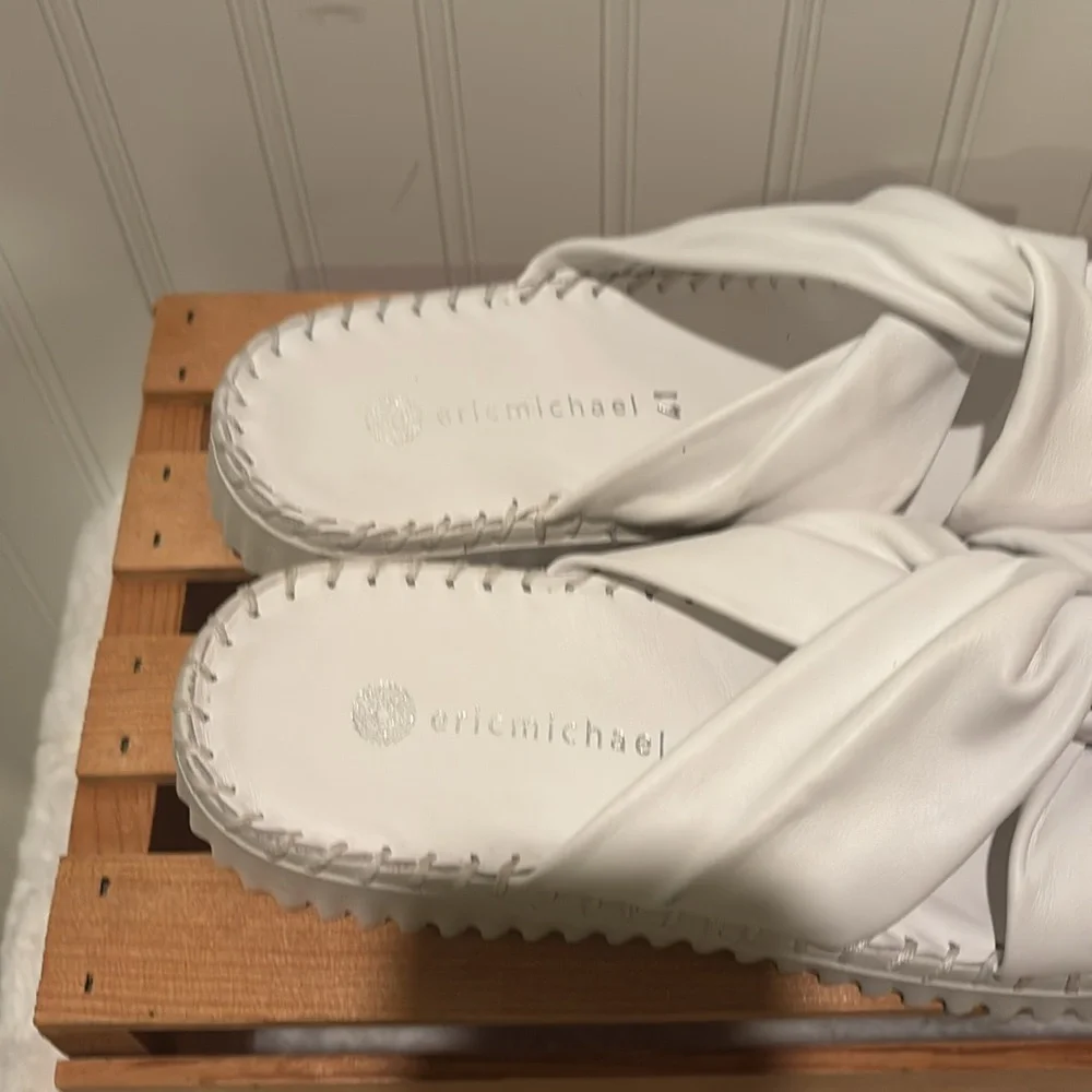 Eric Michael cushioned leather